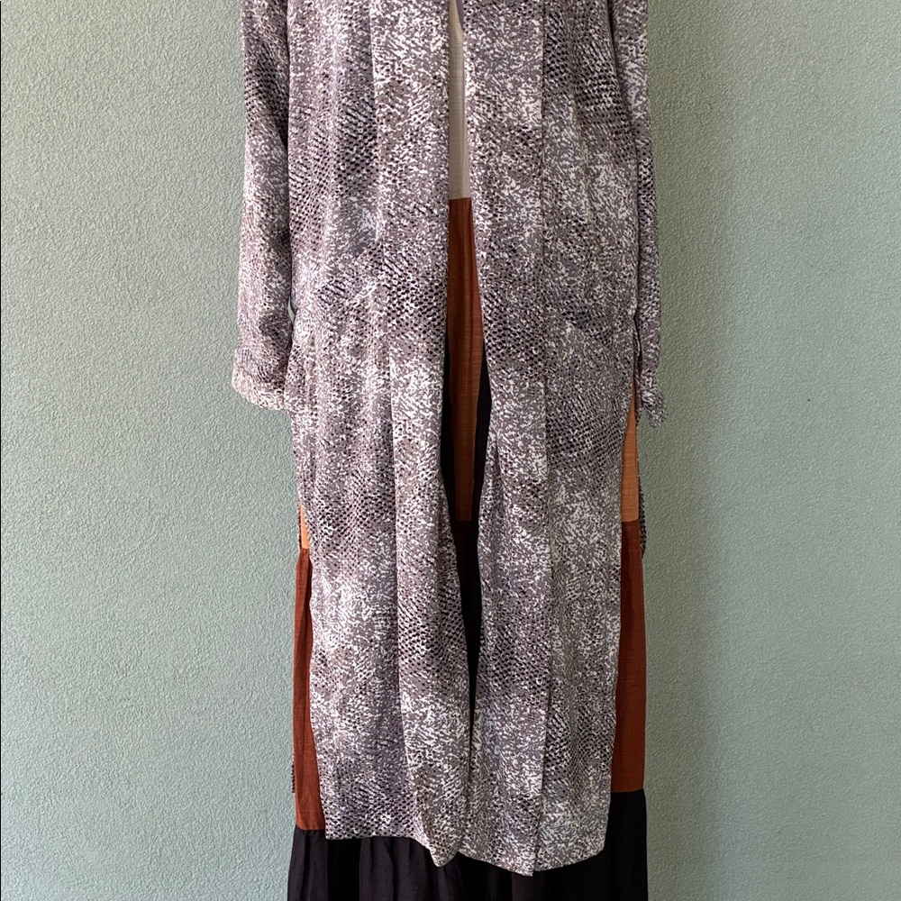 Bb Dakota Gray Patterned Open Front Duster - image 3